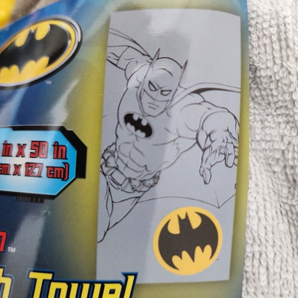NEW DC Comics Batman 25” X 50” Bath Towel 100% Cotton.